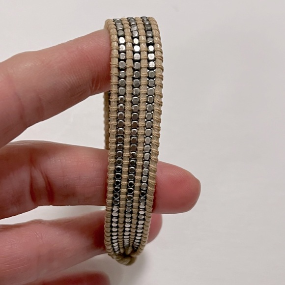 Wrap bracelet natural cord w silver detail - Picture 4 of 7